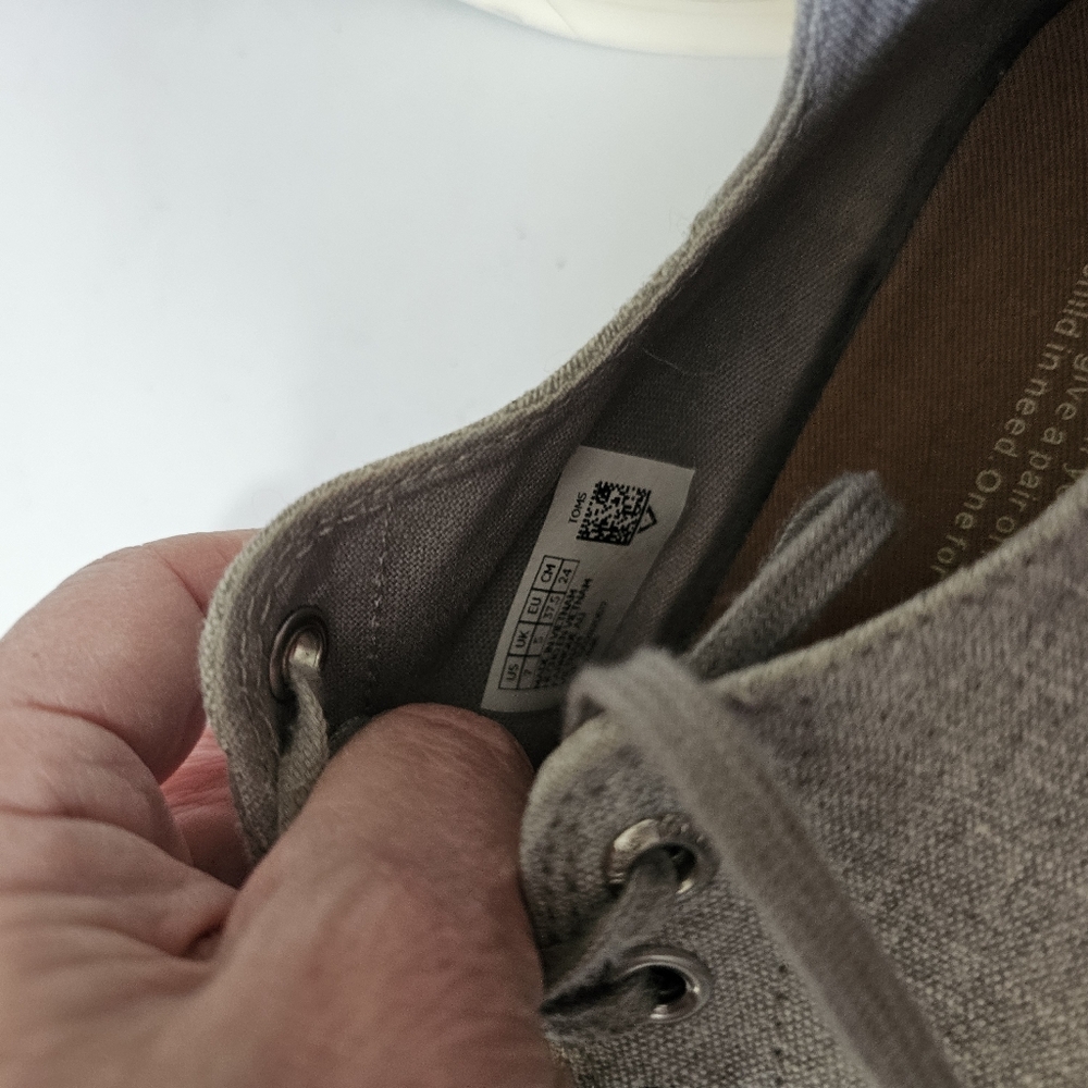 Tom's gray Slub Sneakers shoes - Picture 8 of 9
